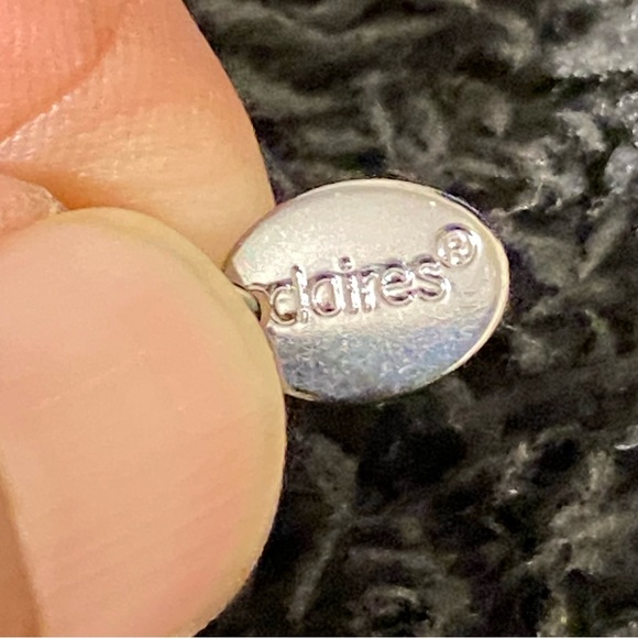 Claire’s Gun Metal Bar Bib Necklace - Picture 8 of 8